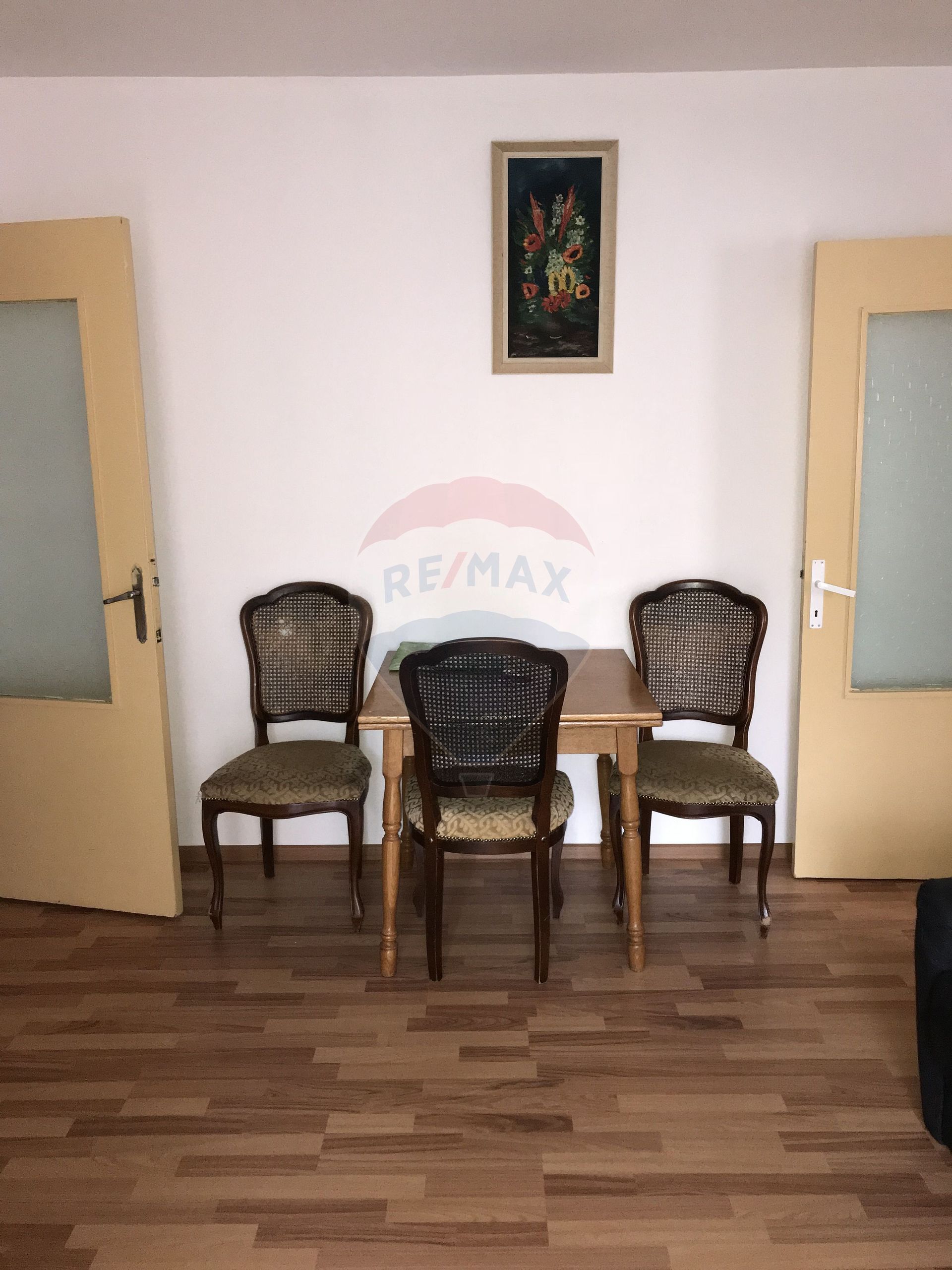 Apartament 3 camere vanzare in bloc de apartamente Sibiu, Vasile Aaron
