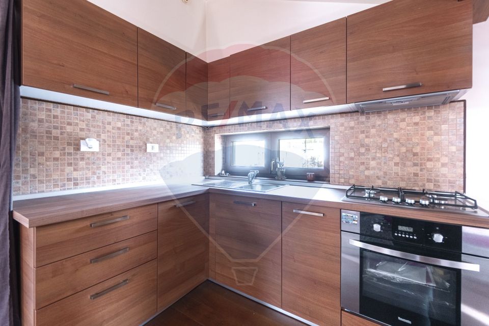 9 room House / Villa for sale