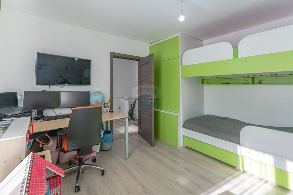 Rezervat - Casa tip duplex cu 3 camere in complex Liziera Brasov