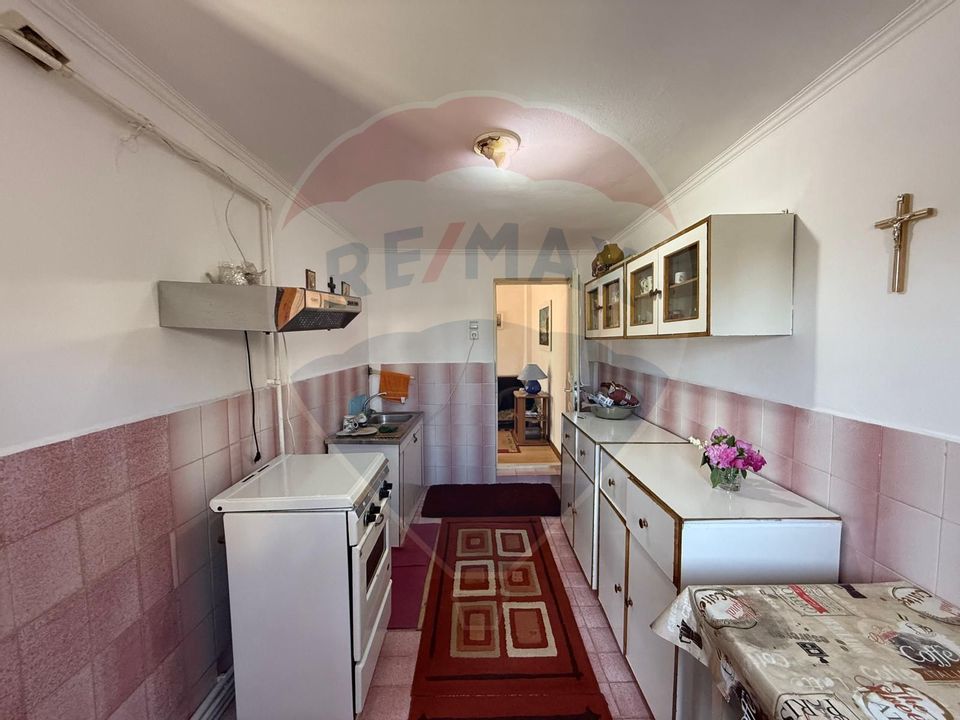 Casă de vânzare în Bacău – Cartier Bistrița Lac, benzinăria Socar