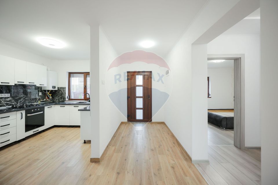 Casă Nouă în Biharia 3 Camere, Gaz, Garaj, Teren 500 mp, Gata De Mutat