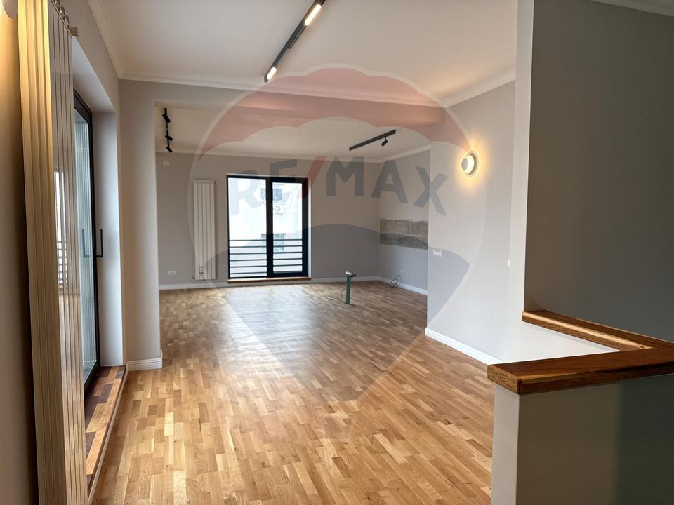 INCHIRIERE Apartament cu 4 camere in zona Tei