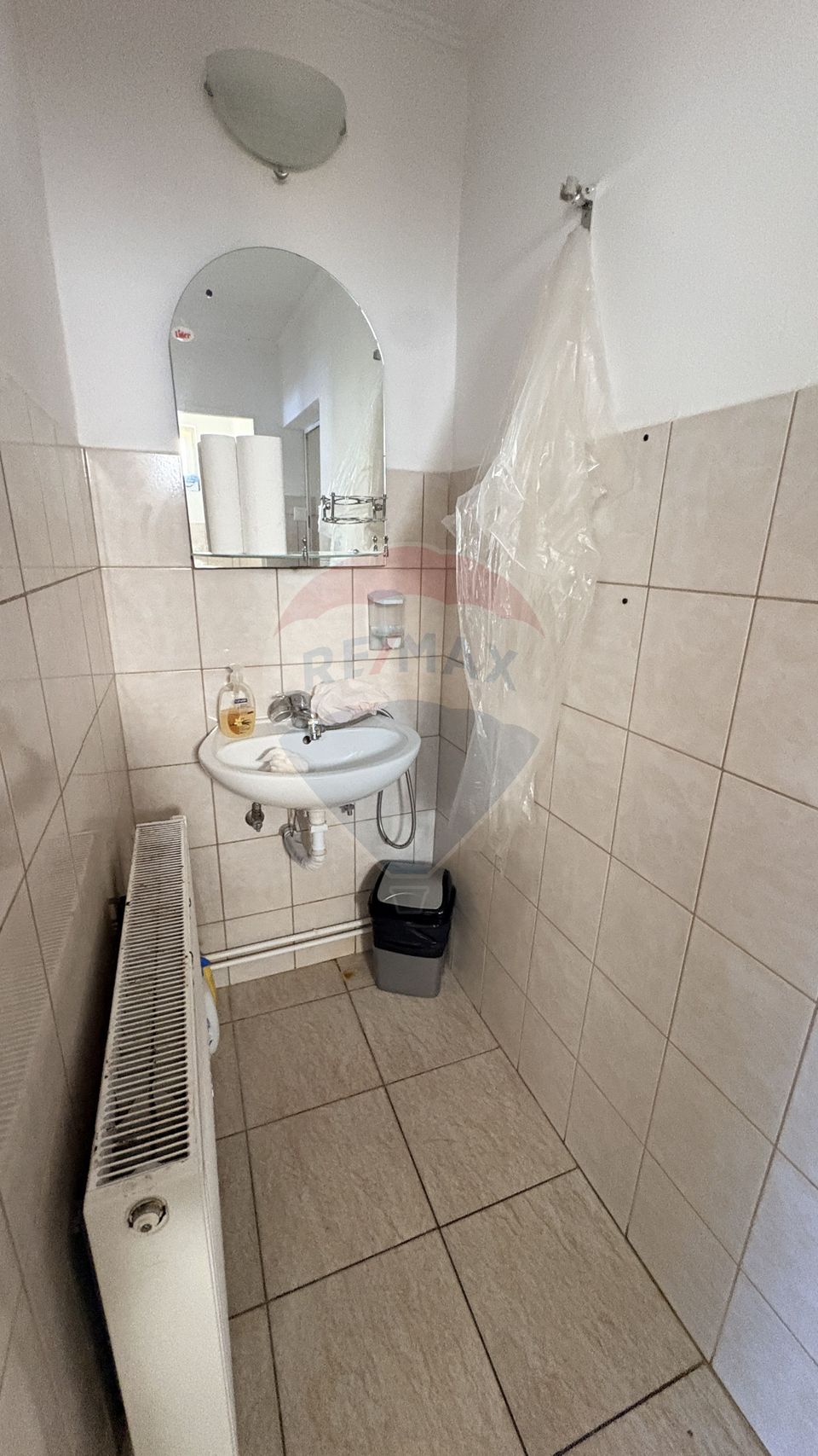 Spațiu comercial la strada + bar/cafenea în Centru Medias