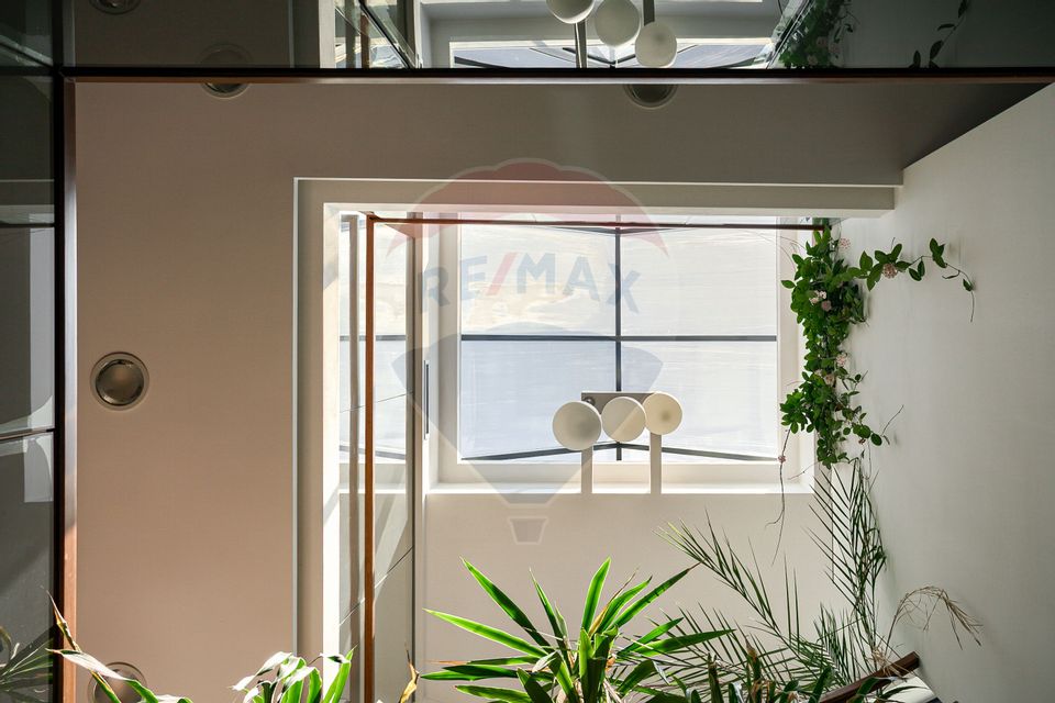 Clădire de birouri Micalaca pe principală, vad si vizibilitate sporită