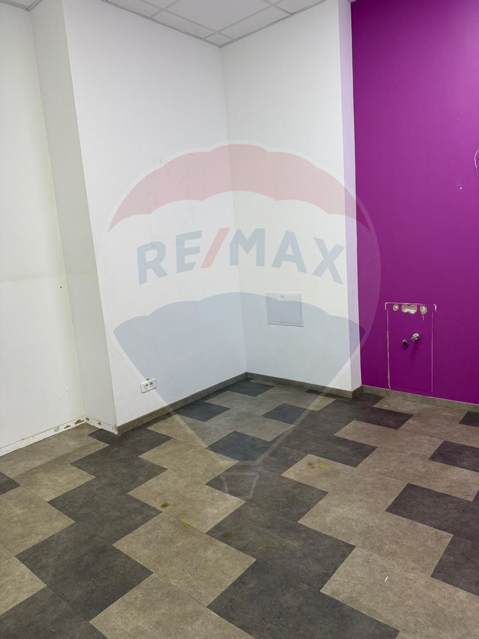 De vanzare | Spatiu comercial 92 mp | Strada Vasile Lascăr