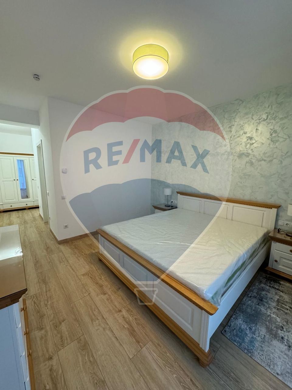 Apartament de inchiriat