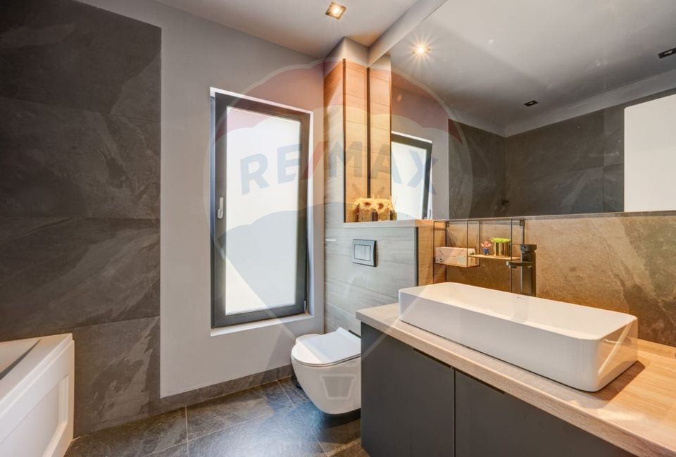 5 room House / Villa for sale