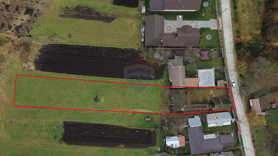 Casa cu aproape 30 de ari zona buna Fratautii Noi