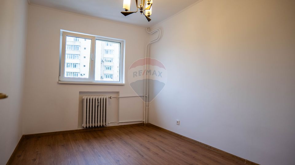 Vanzare apartament 3 camere-renovat, luminos si spatios, zona Iancului