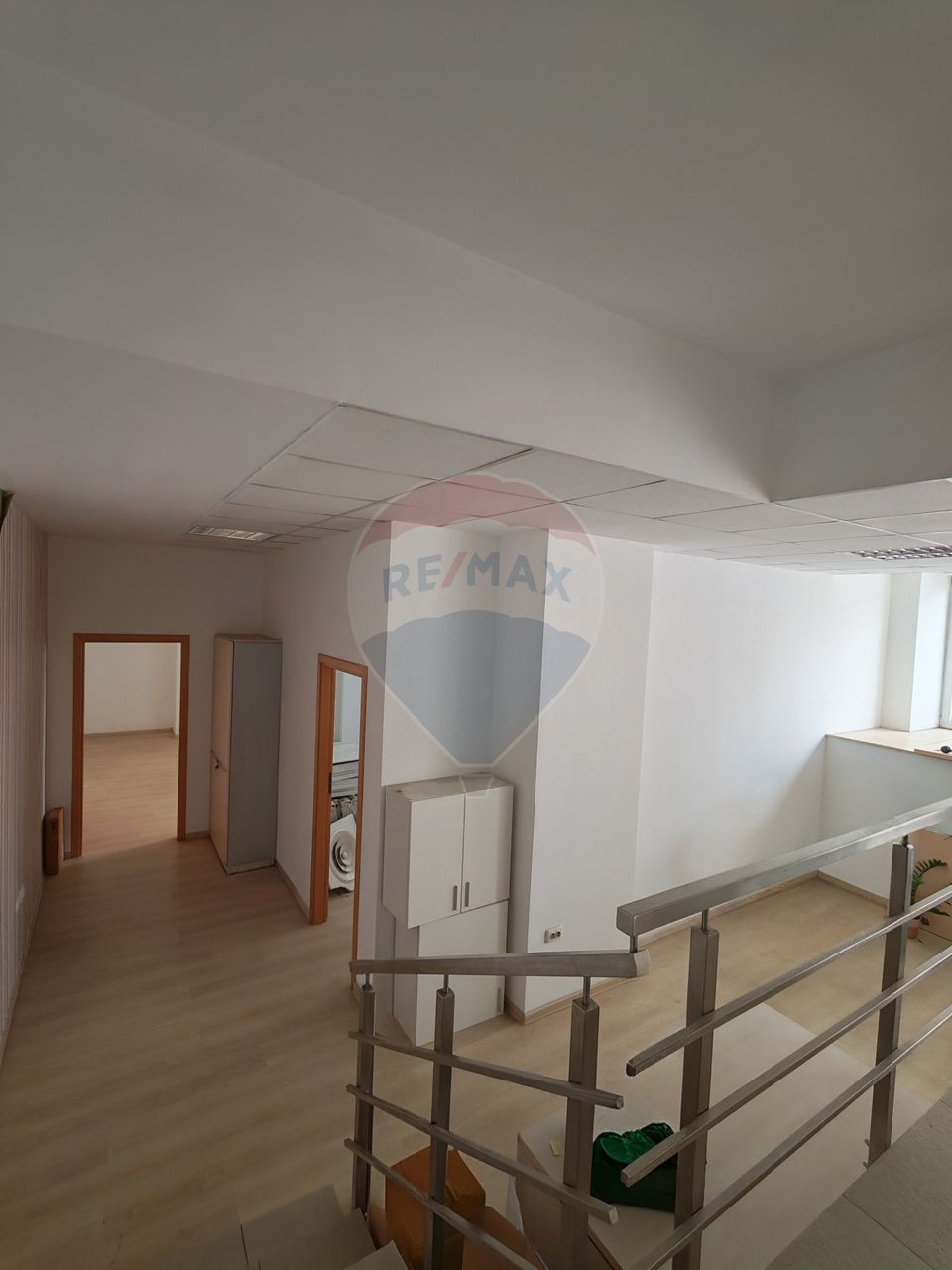 140sq.m Commercial Space for rent, Central area