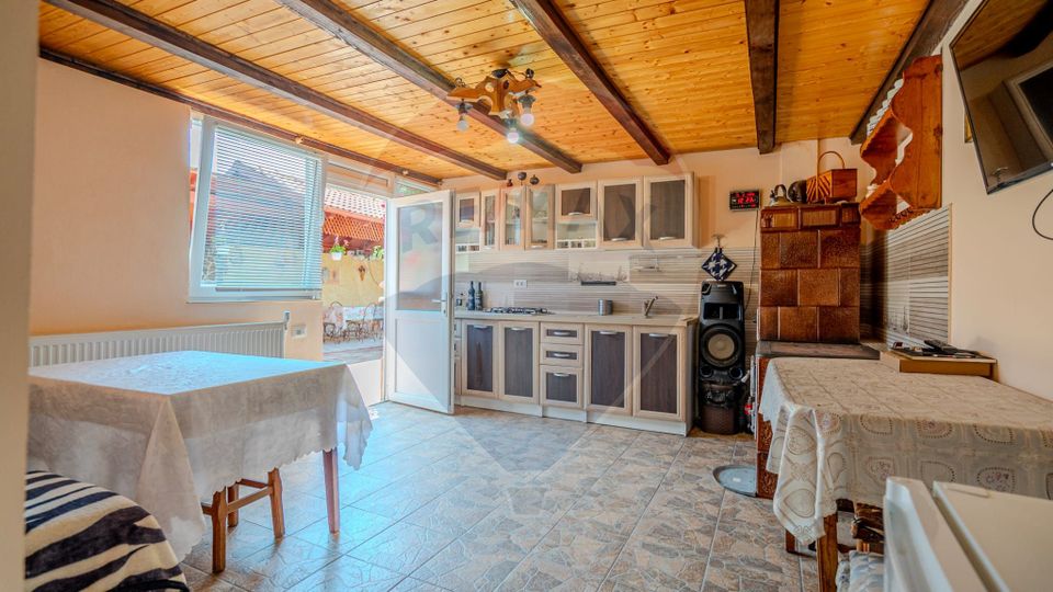 5 room House / Villa for sale