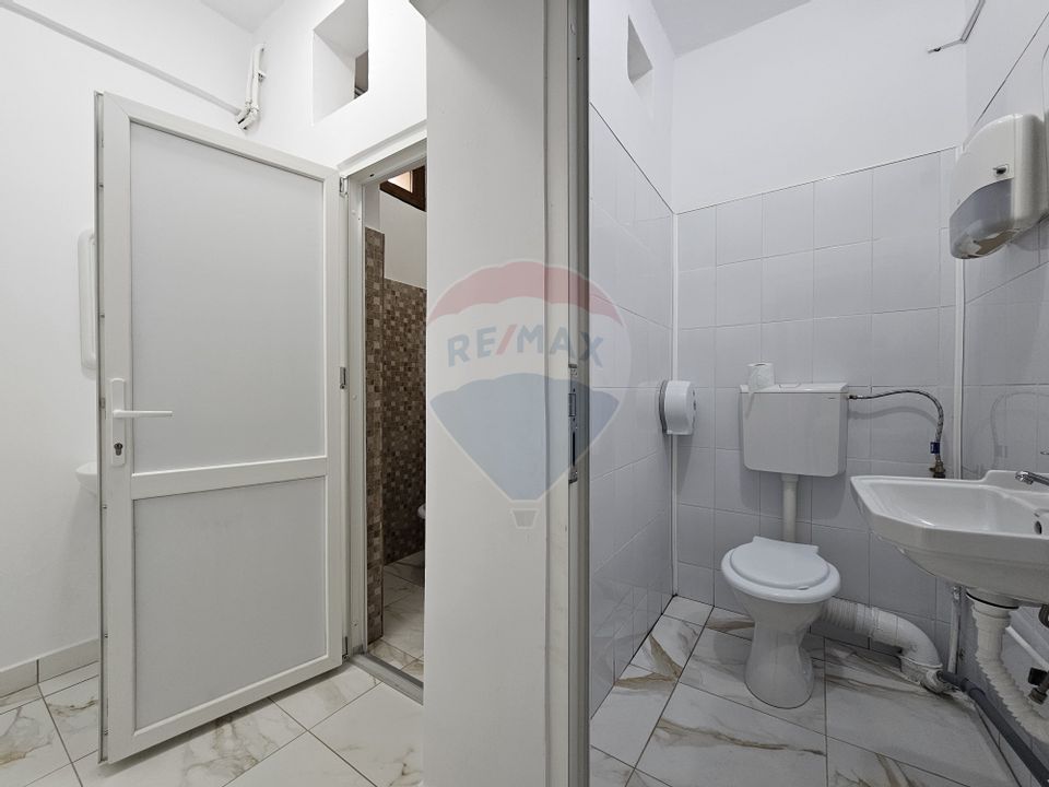 Spatiu comercial, 128 mp zona Selgros