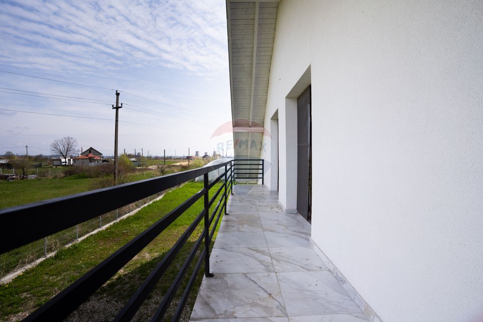 4 room House / Villa for sale