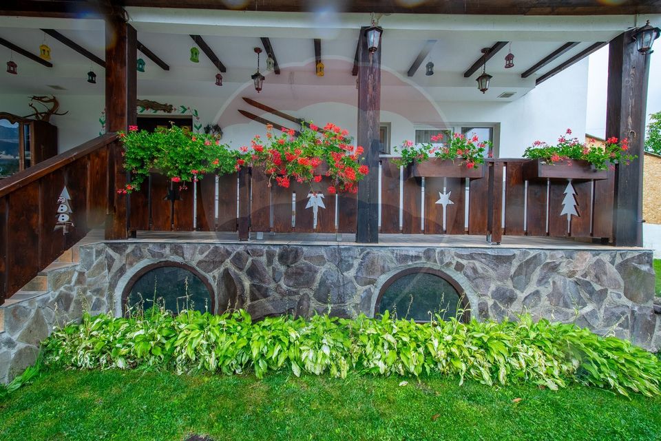 Cabana la Flo, 8 cam,P + M, teren 888 mp oportunitate de investitie !