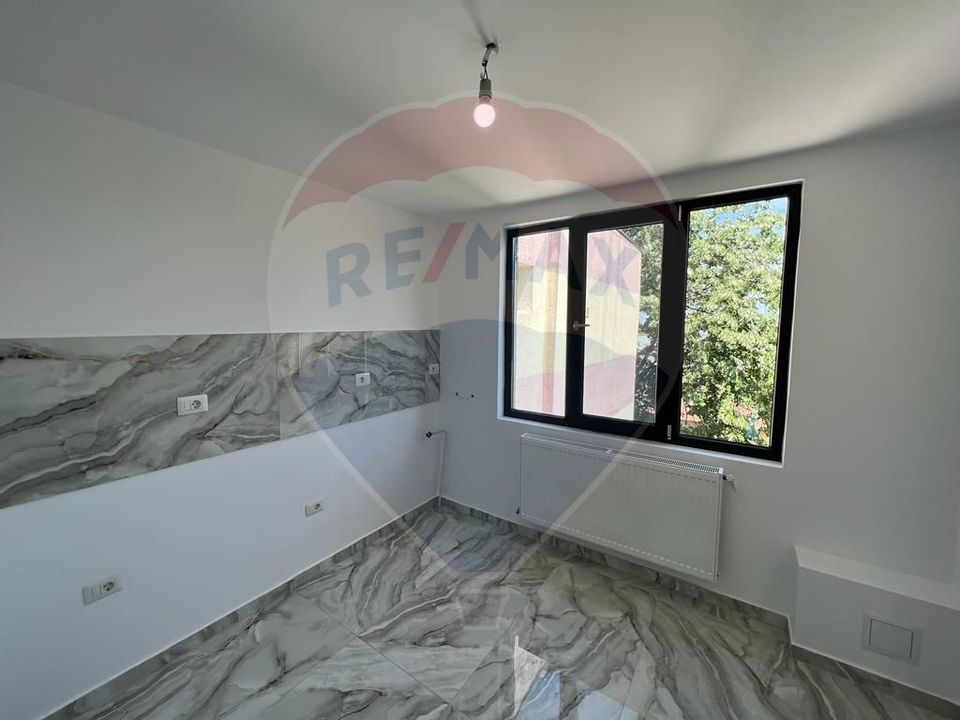 Apartament 3 camere în zona Gara