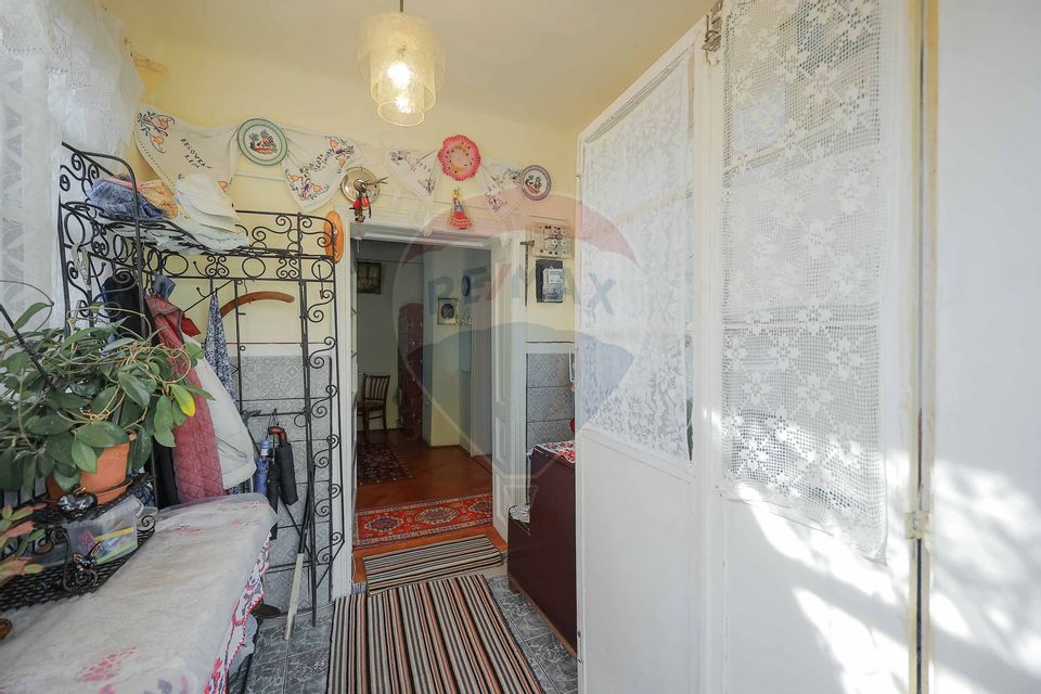 Casă cu 2 camere de vânzare în zona Ioșia Strada Arțarilor