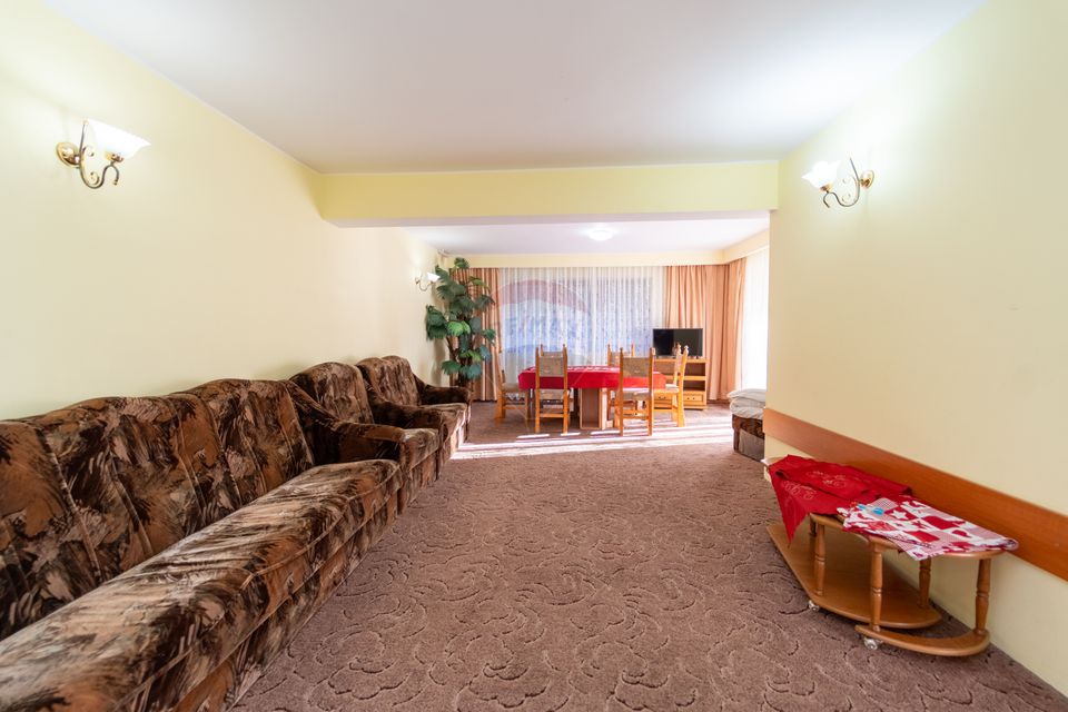 Casa, 14 camere, investitie Aparthotel, Predeal