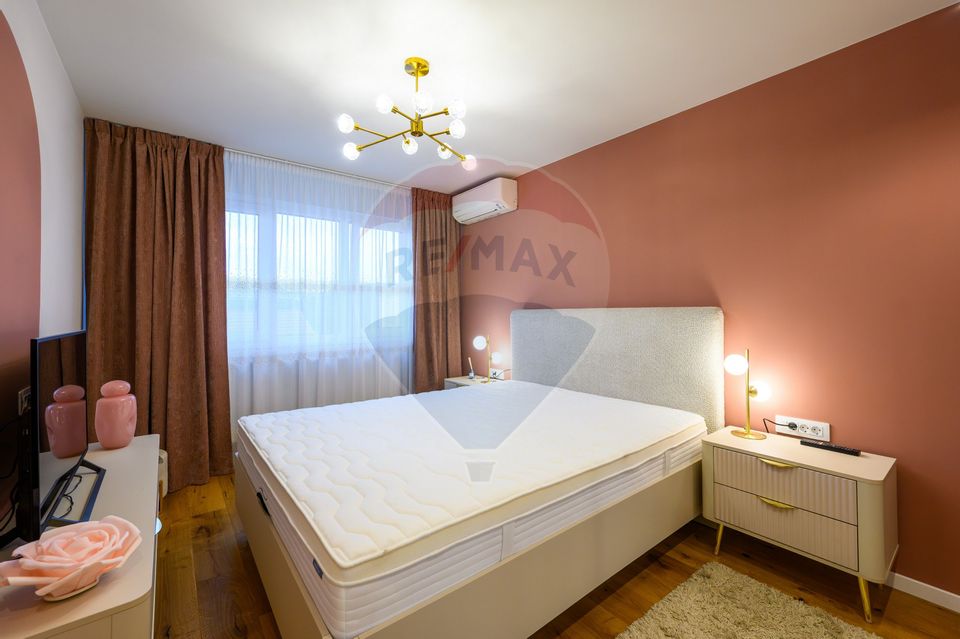 Apartament renovat, modern, cu 3 camere, de vânzare în Grigorescu