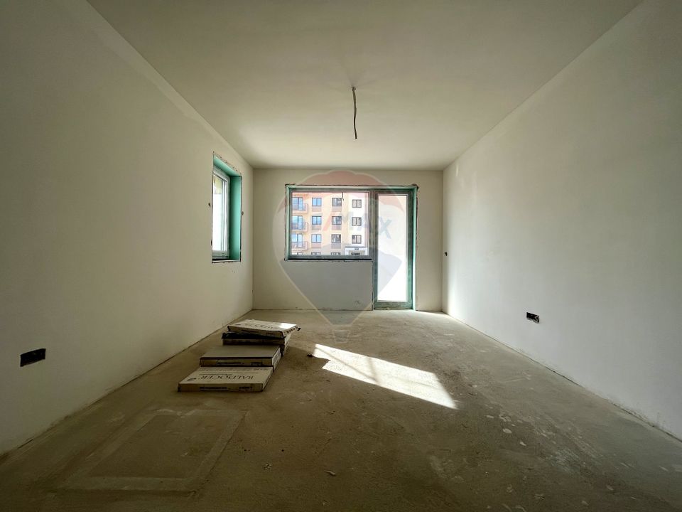 Apartament cu 3 camere, bloc nou, finalizare Septembrie 2023, Brașov