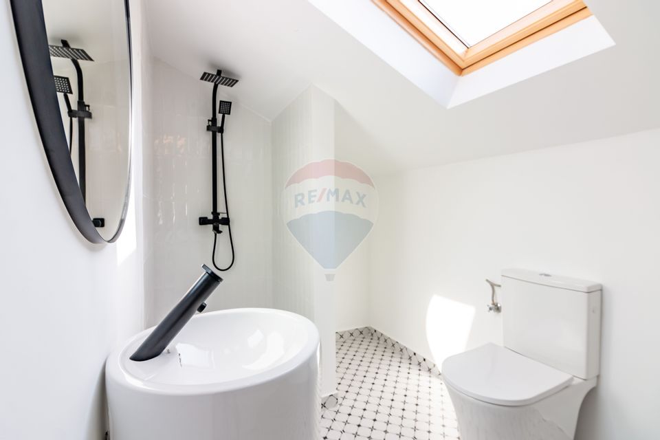 Casă individuala în Aviatiei, adiacent Bulevardul Aerogarii, 4xparcare