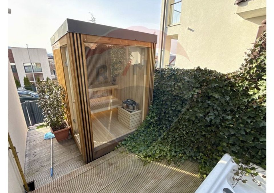 8 room House / Villa for sale, Gruia area