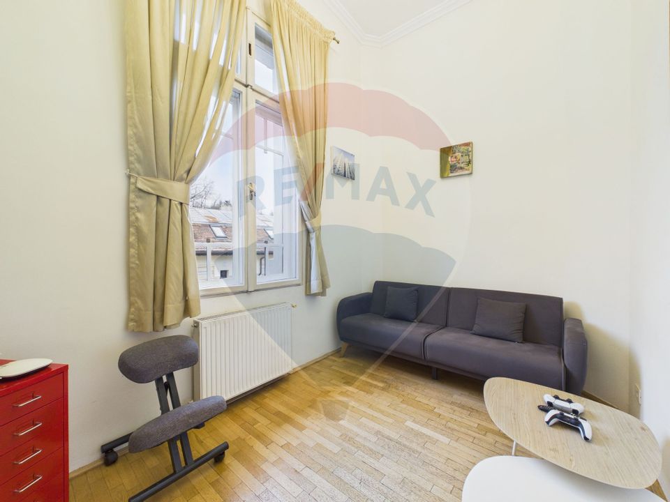 14 room House / Villa for rent, Dacia area