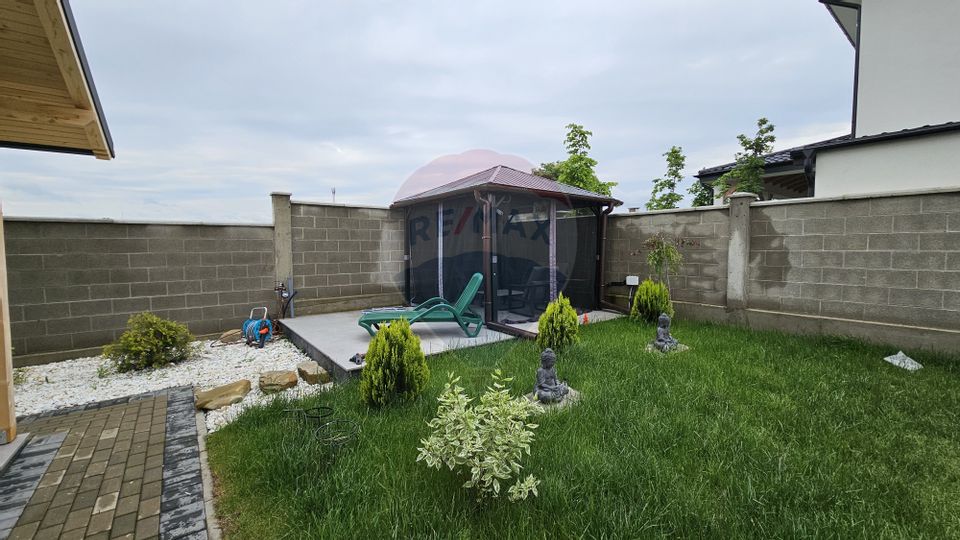 5 room House / Villa for sale