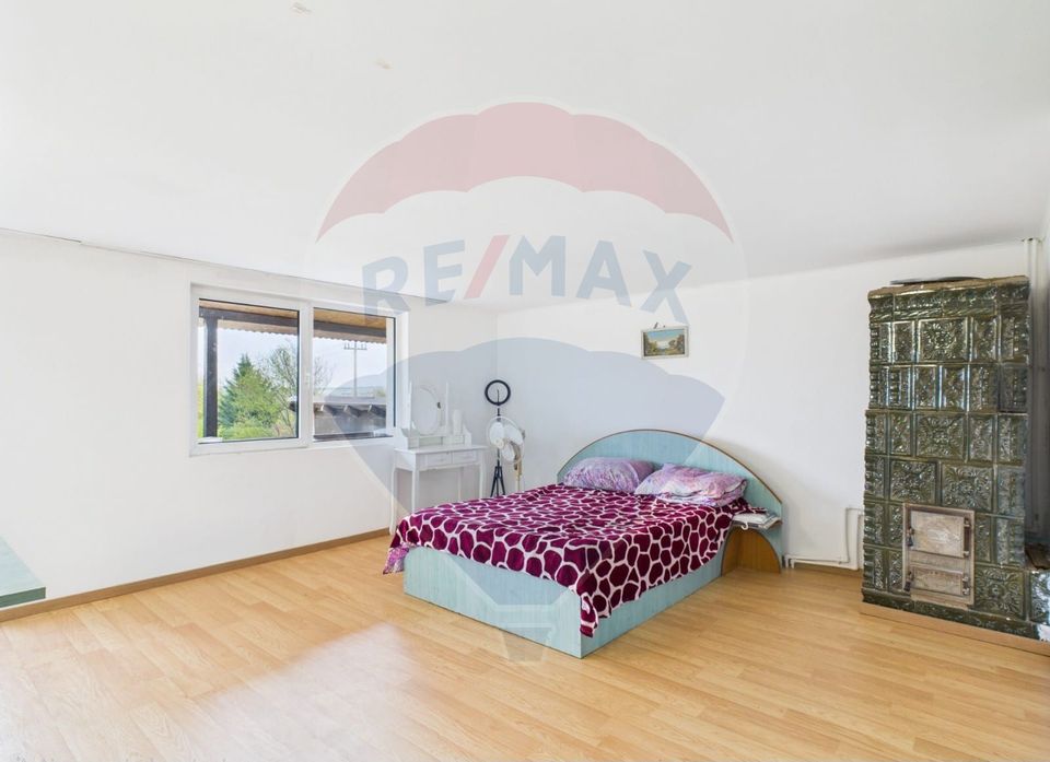 Casa cu 5 camere de vanzare Ciorogarla 1682mp teren