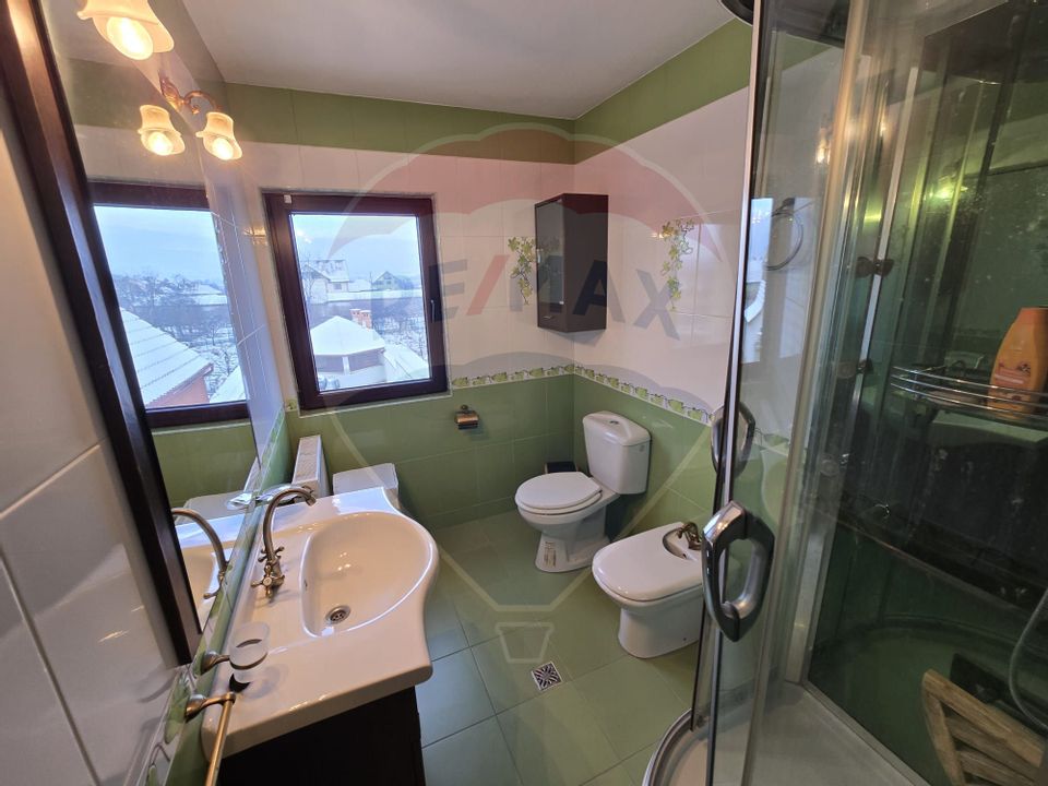 12 room House / Villa for sale, Central area