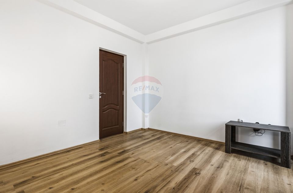Apartament spațios cu 5 camere de vânzare I Comision 0%