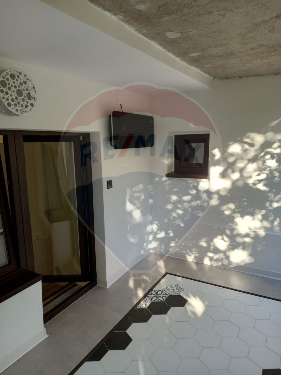 4 camere renovat | vedere fântâni Unirii | Bibescu Vodă | 106 mp