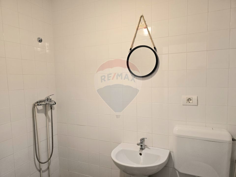 55sq.m Office Space for rent, Central area