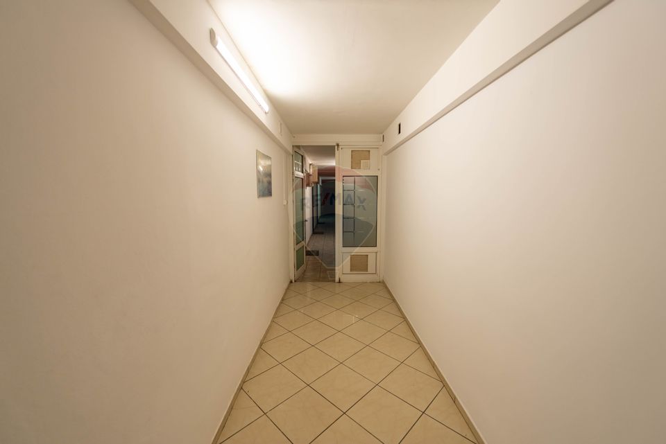 Garsoniera renovata de vanzare strada Mizil zona Trapezului Salajan