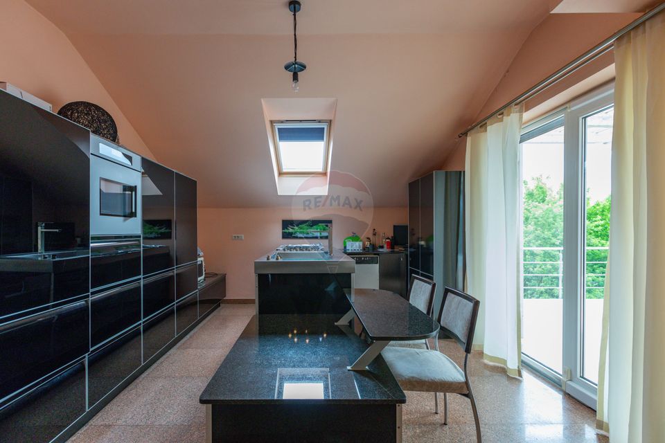 4 room Apartment for sale, CFR area