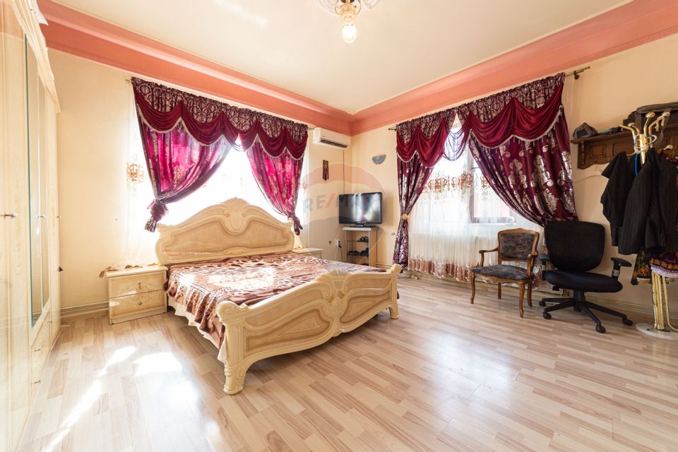 3 room House / Villa for sale, Confectii area