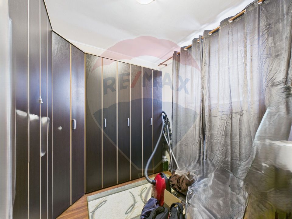 5 room House / Villa for sale