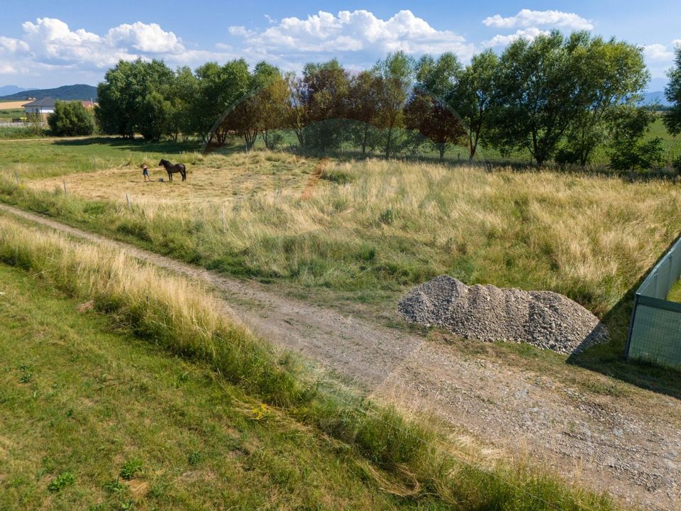 Land 597sqm Bod / Strada Garii