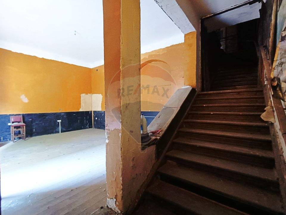 Vanzare Vila Interbelica Stradala, Pta Regina Maria, Ocazie Investitie