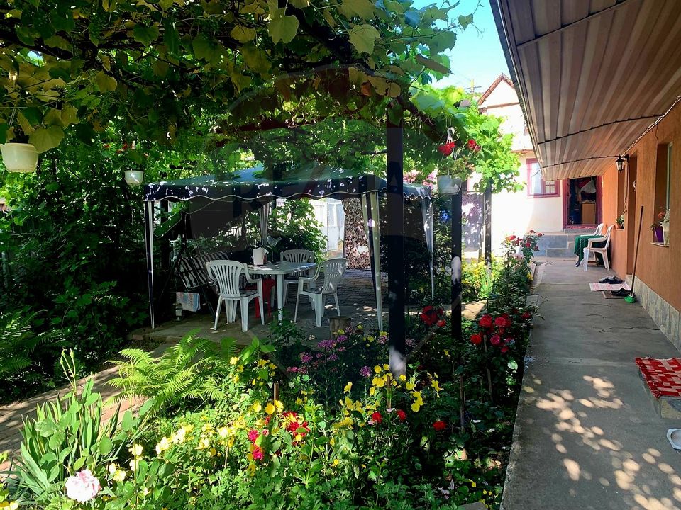 4 room House / Villa for sale