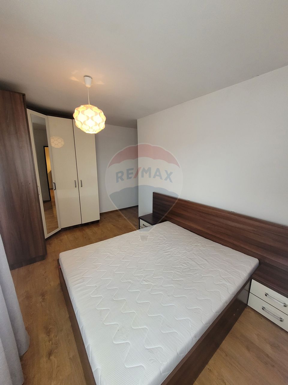 Apartament de inchiriat cu 3 camere loc de parcare zona Arhitectiilor