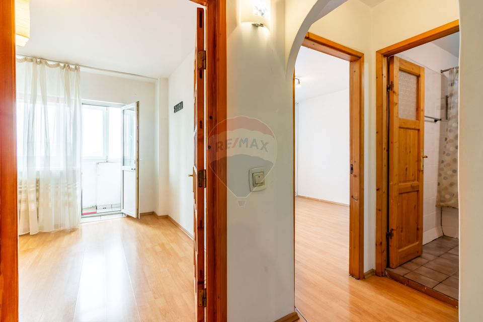 Apartament 2 camere decomandat de vânzare – Calea Moșilor
