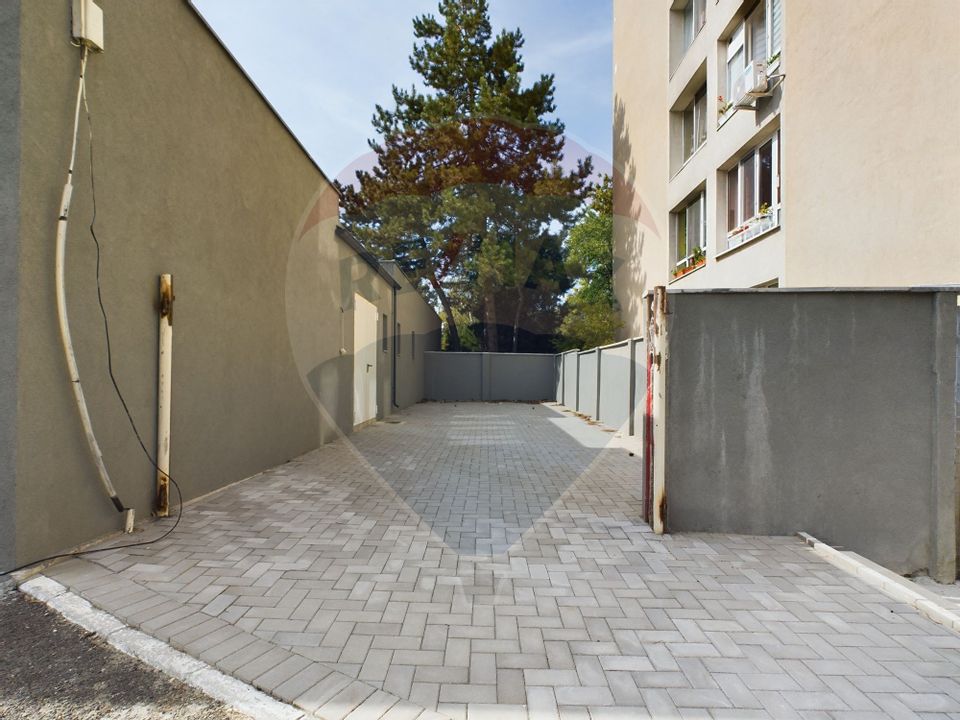 385sq.m Commercial Space for rent, Grivitei area