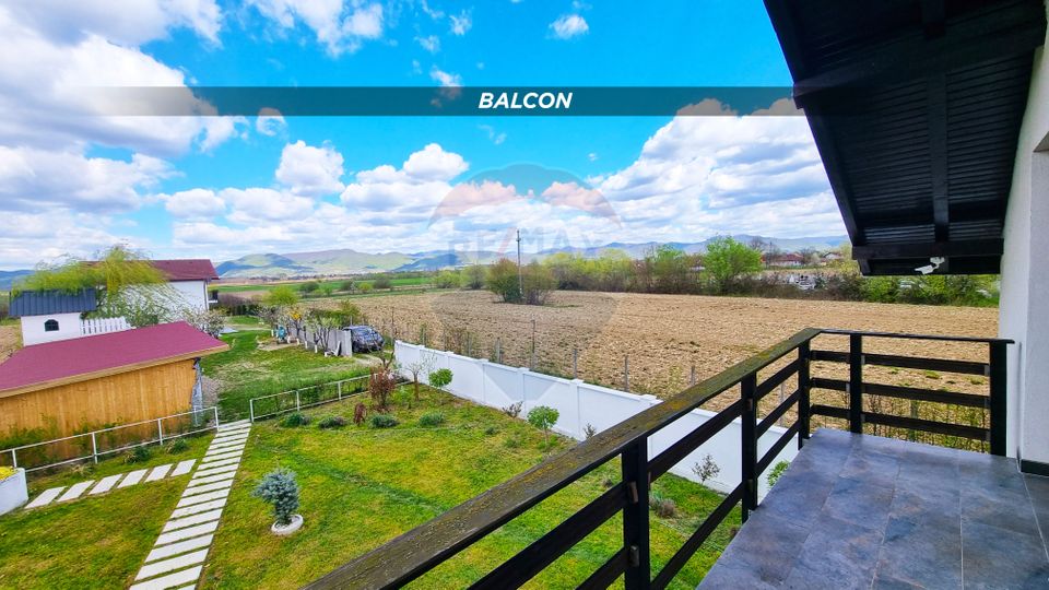 5 room House / Villa for sale