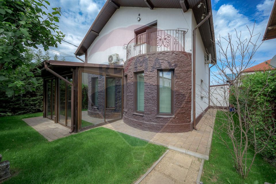 Vilă superbă cu finisaje premium în Berceni