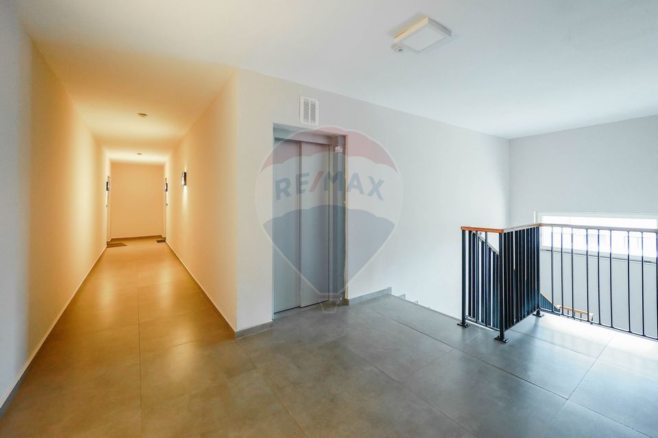 Penthouse pe două nivele, 186 mp, terasă, 2 parcări, Ceyrat, Vânzare