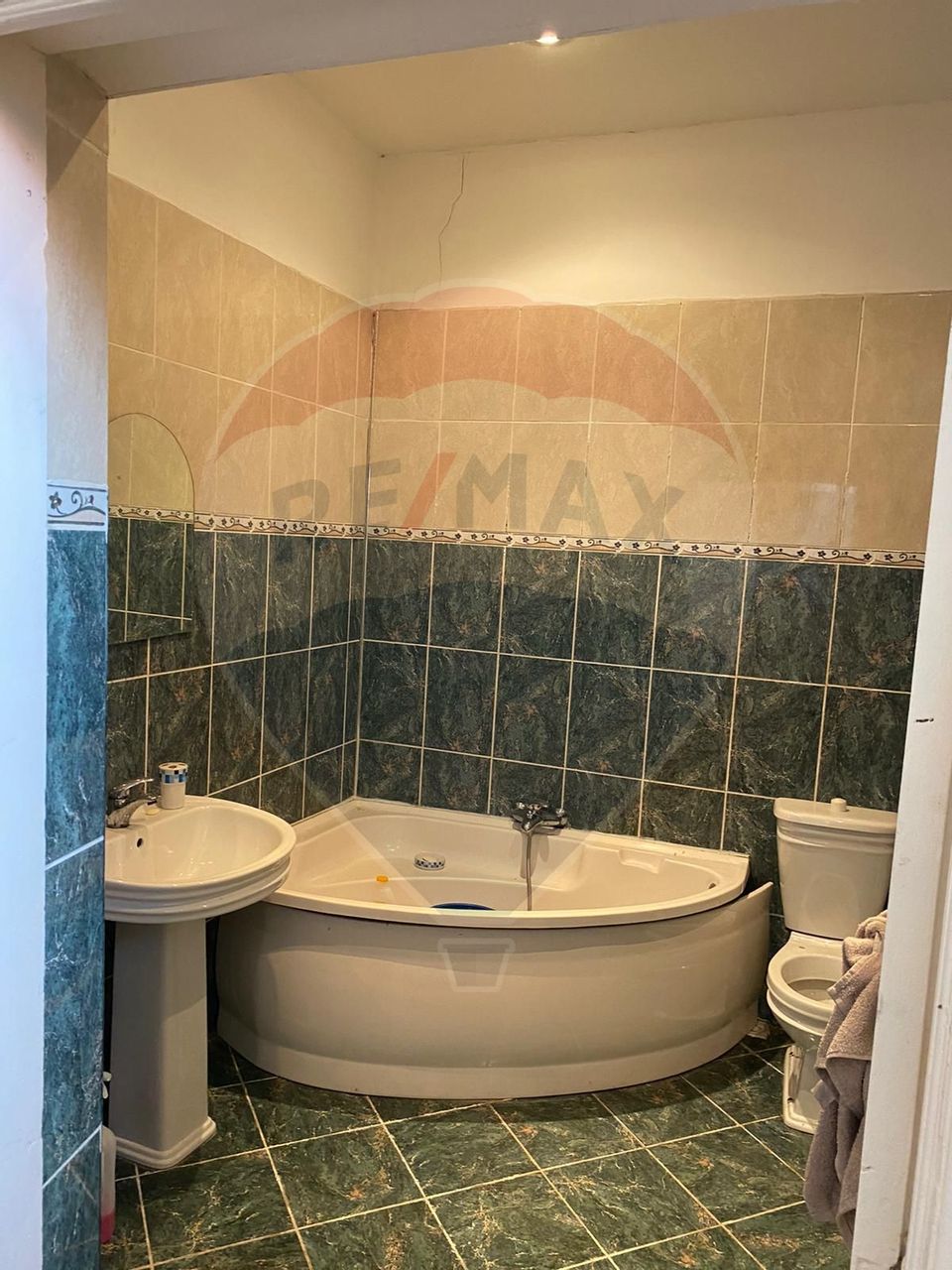 5 room House / Villa for sale, Central area