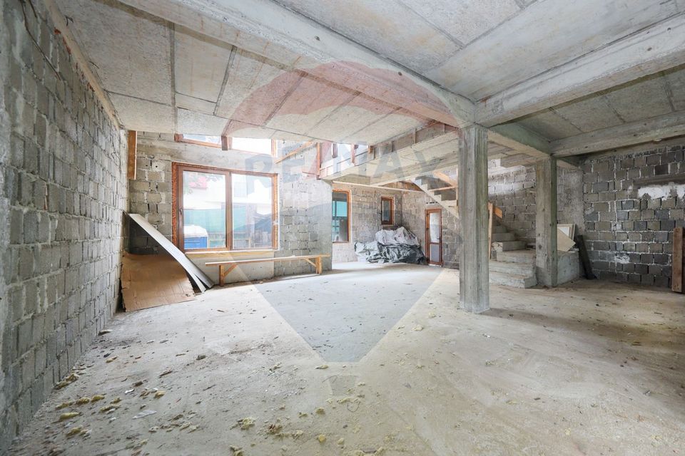 CASA LA ROSU | TOMIS 21 | 325MP | 346MP CURTE | 470 TEREN |ACCES AUTO