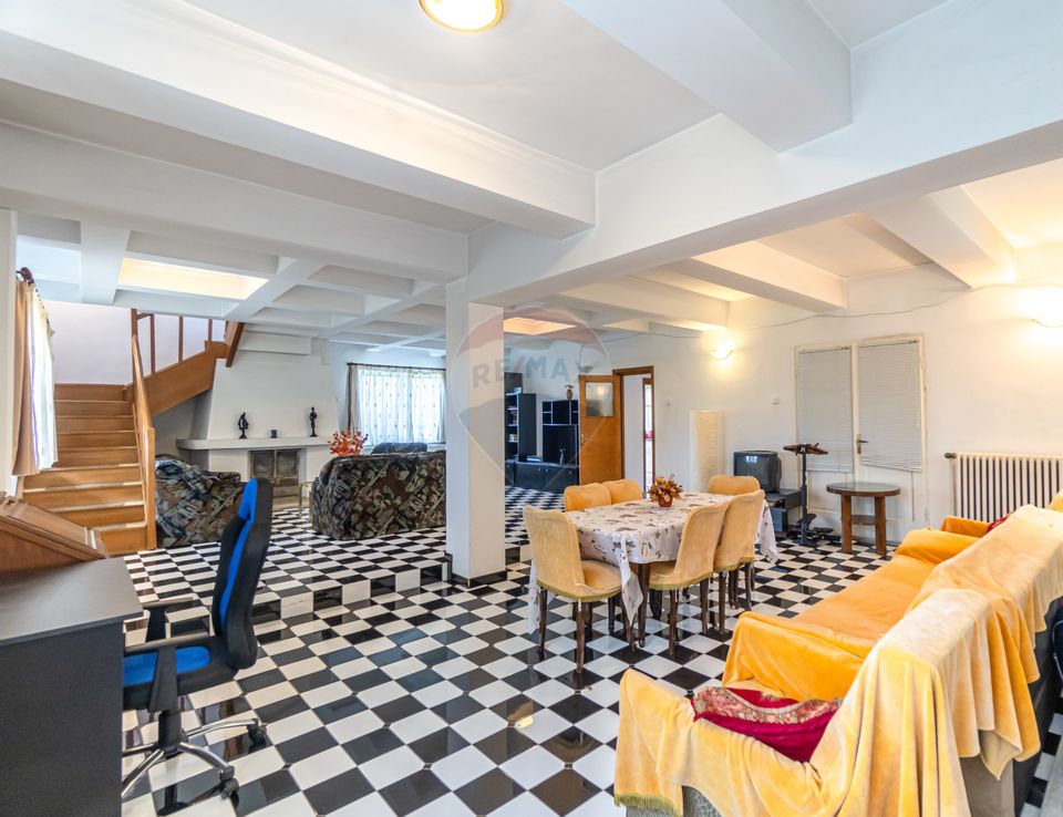 7 room House / Villa for sale