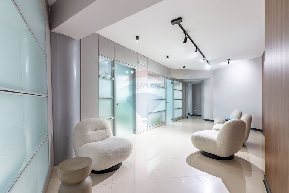 Office space 285- 775 sqm I Office Building I Baba Novac