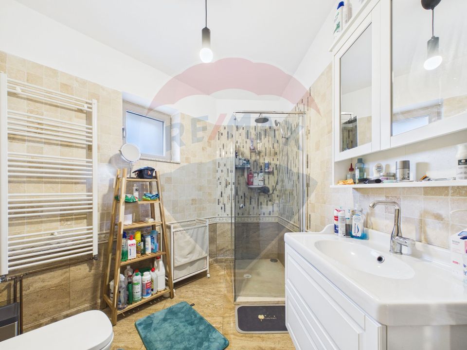 7 room House / Villa for sale